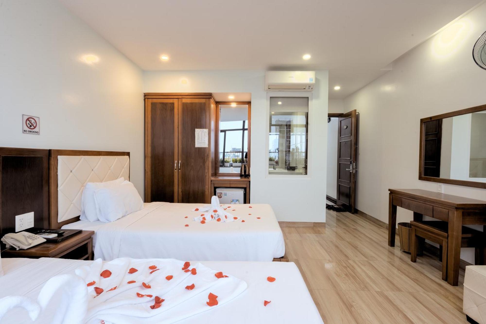 DaNa Sailing Hotel Da Nang Buitenkant foto
